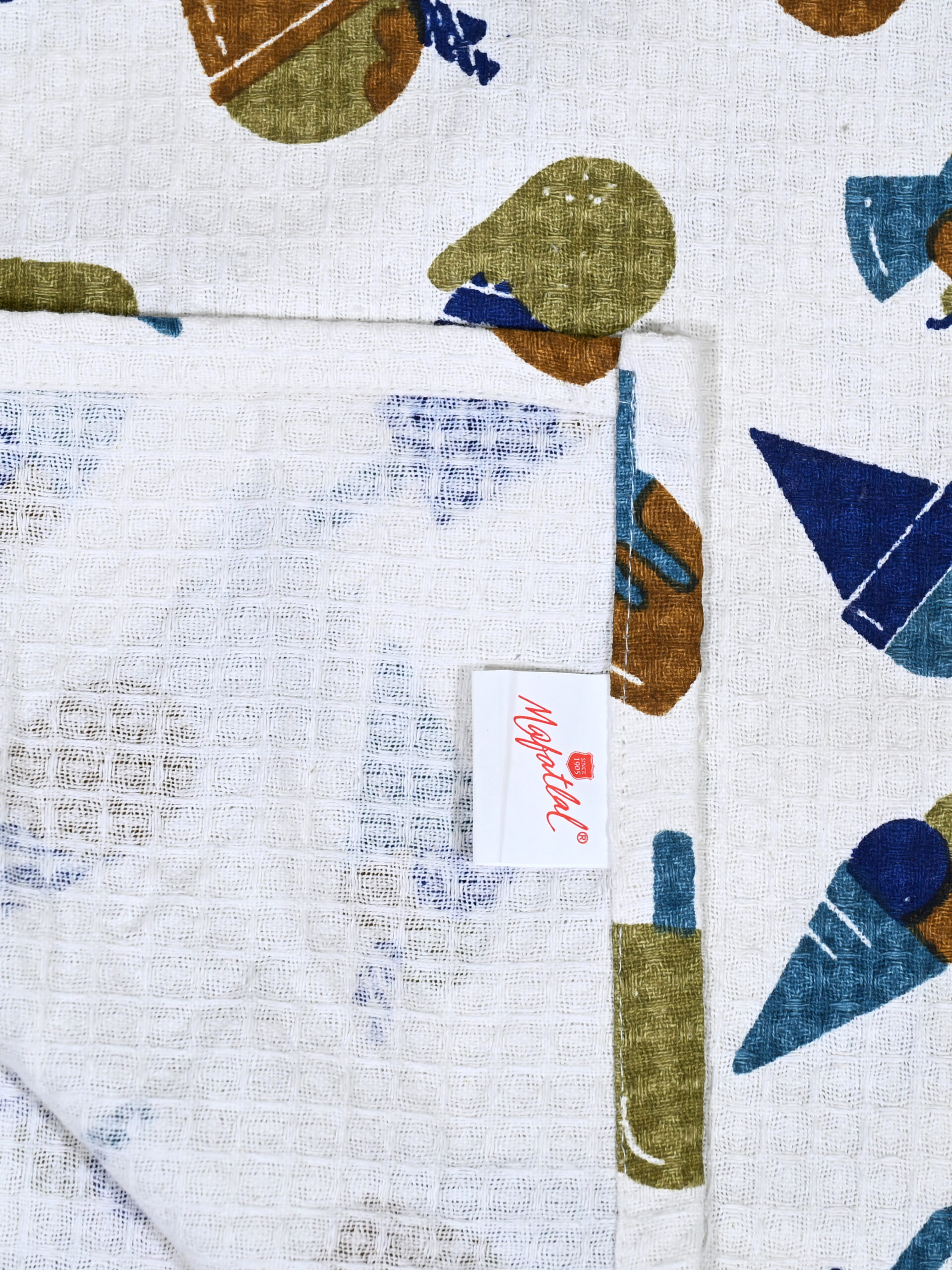 Kids 250 GSM Pure Cotton Bath Towel - Image 5